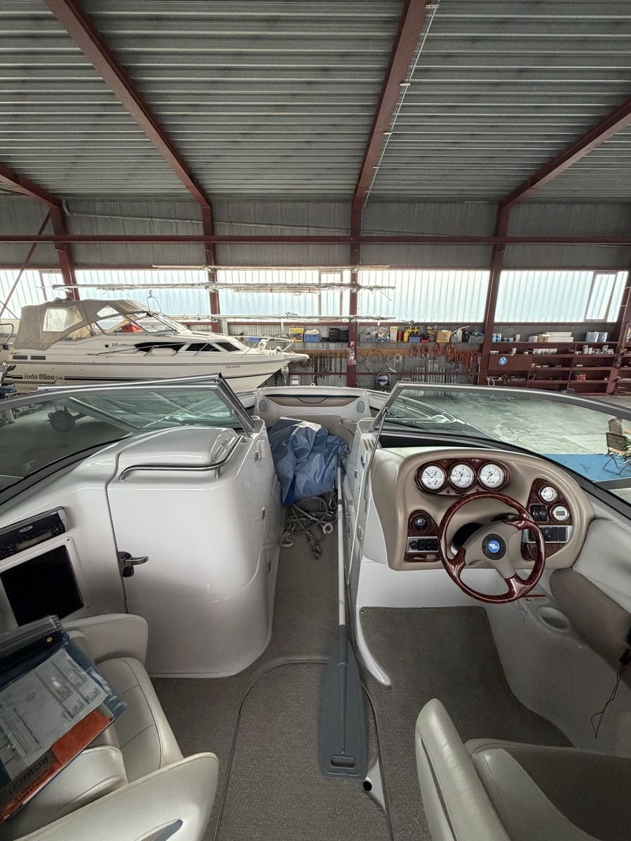 Four Winns Barche: Four Winns 250 Horizon – Usato da Chevroux venduto da soutonaval 4