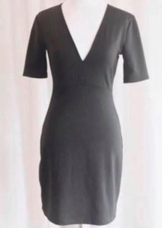 Robe ZARA Noire Taille XS (34/36) - Cache-cœur Genou - Très Bon état Comme Neuve