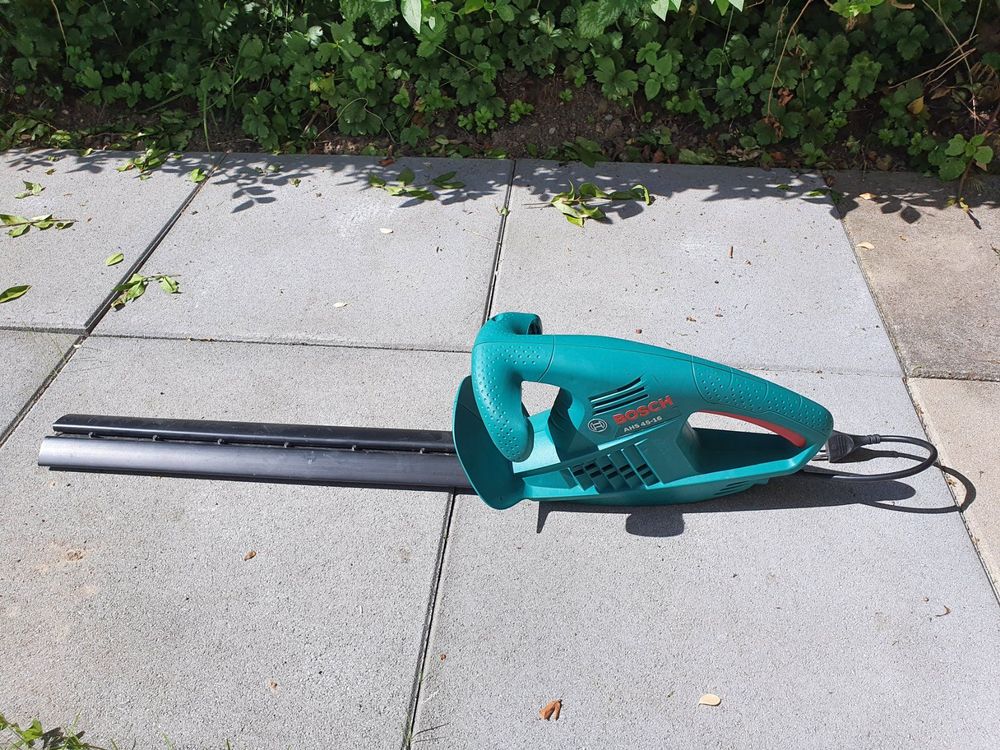 Bosch Heckenschere AHS 4516 Kaufen auf Ricardo