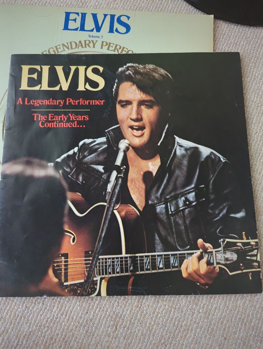 Schallplatten: Elvis A Legendary Performer Volume 2  – Gebraucht aus Niederglatt ZH von pasadena24 2