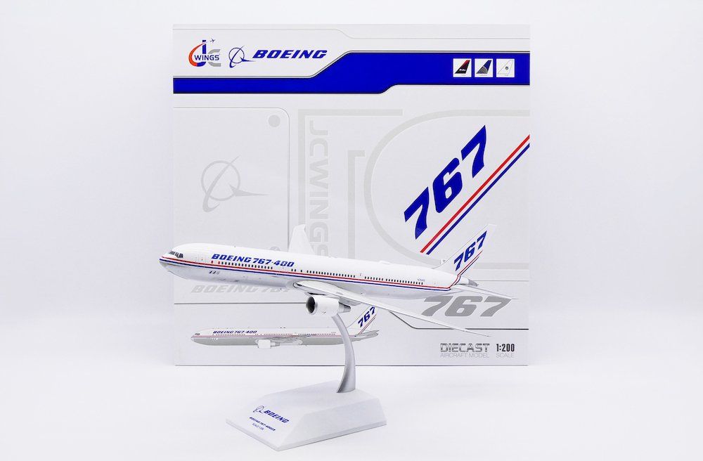 Boeing Modellbausätze & Standmodelle: B767-400ER BOEING – Neu und originalverpackt aus Morges von iljamuromez 4