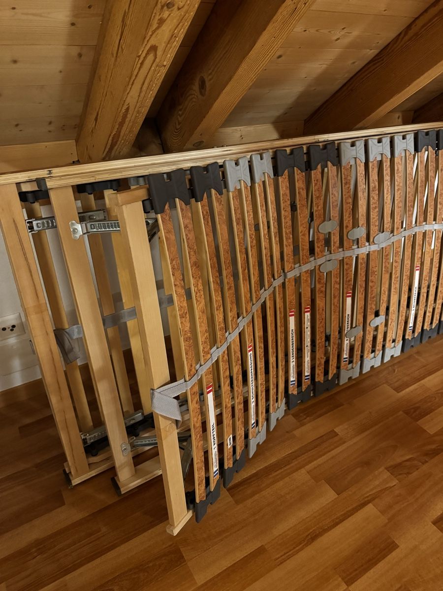 Betten: Bett 180x200 ohne Matratzen – Gebraucht aus Burgdorf von Sjana 1