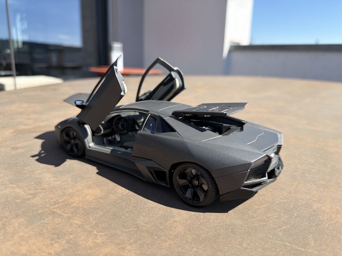 Bburago Modellini d'auto: Lamborghini Reventon - 1/18 - Bburago – Usato da Wolfwil venduto da Rolex1 4