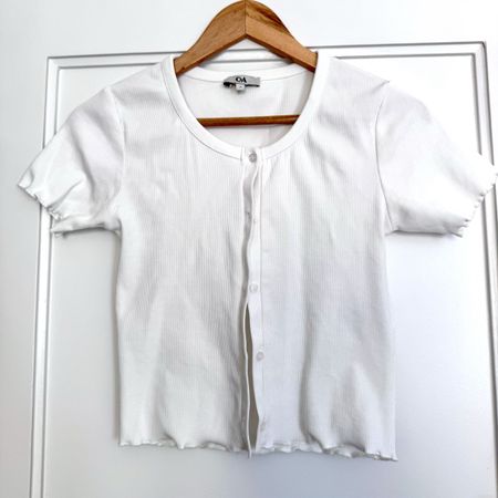 T-Shirt C&A gerippt weiss mit Knopfleiste
