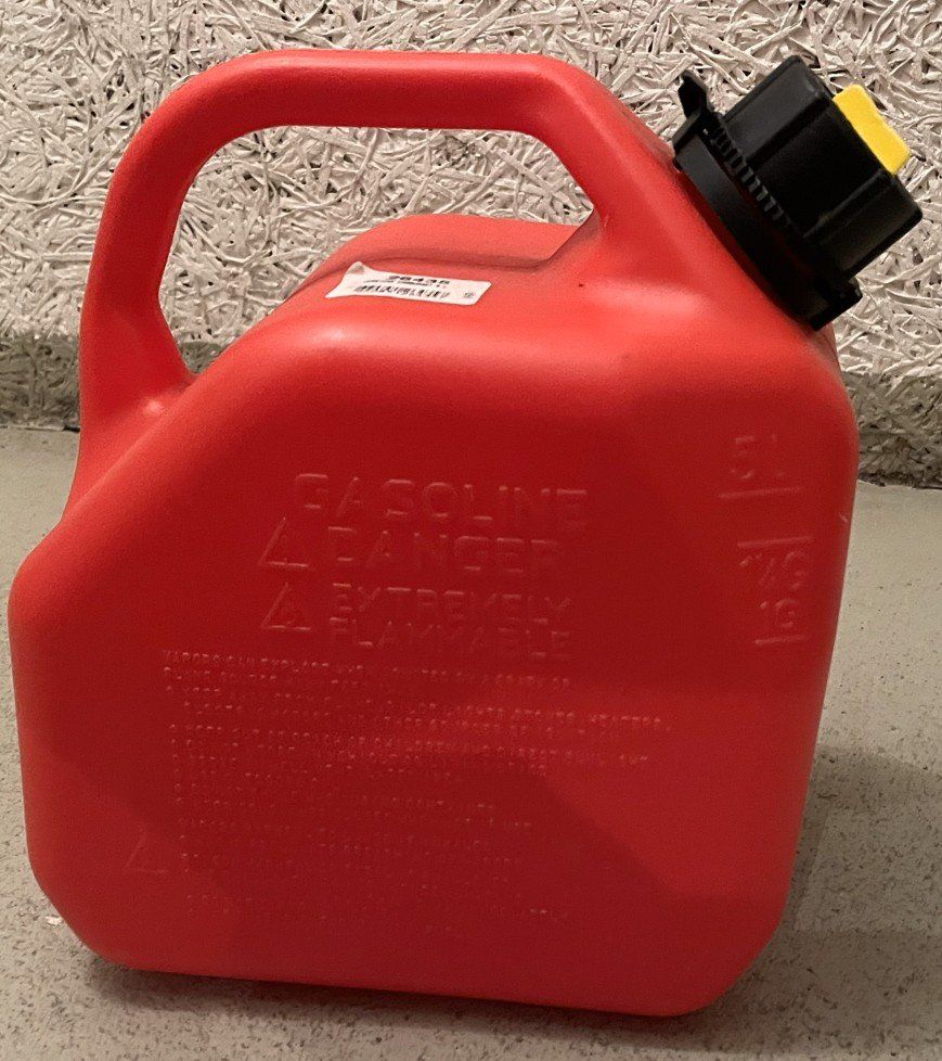 Taniche per benzina: Scepter Fuel Kanister 5L – Usato da Baar venduto da ham_sw6n