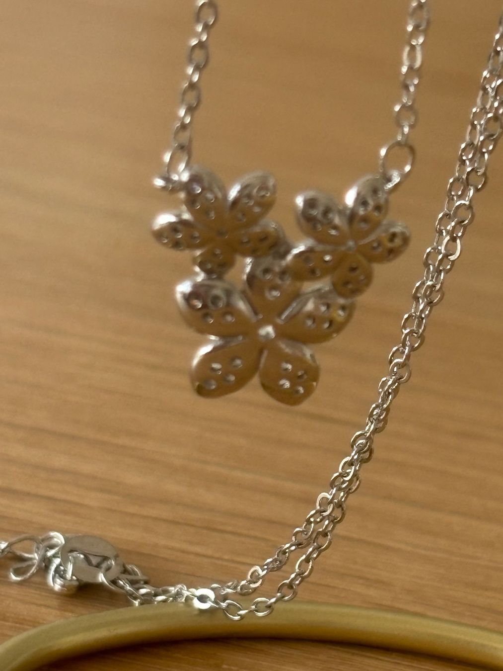 Catenine: Luxus Elegante Kette Farbe: Silber – Nuovo (secondo la descrizione) da Biel-Bienne venduto da Roserosse13 3