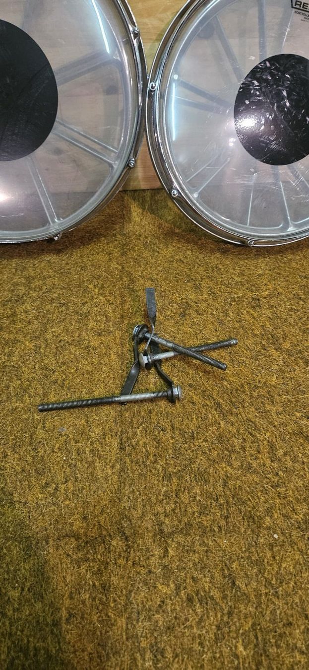 Strumenti musicali: Vintage Remo Rototoms – Usato da Rapperswil SG venduto da Portschluessel 2
