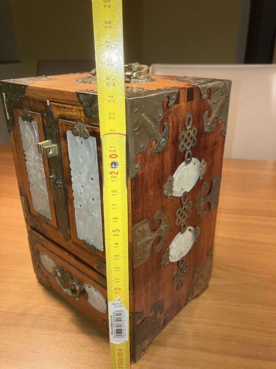 Barattoli: Schmuckkästchen Holz, Schmuckschatulle – Usato da Neftenbach venduto da 889095 9