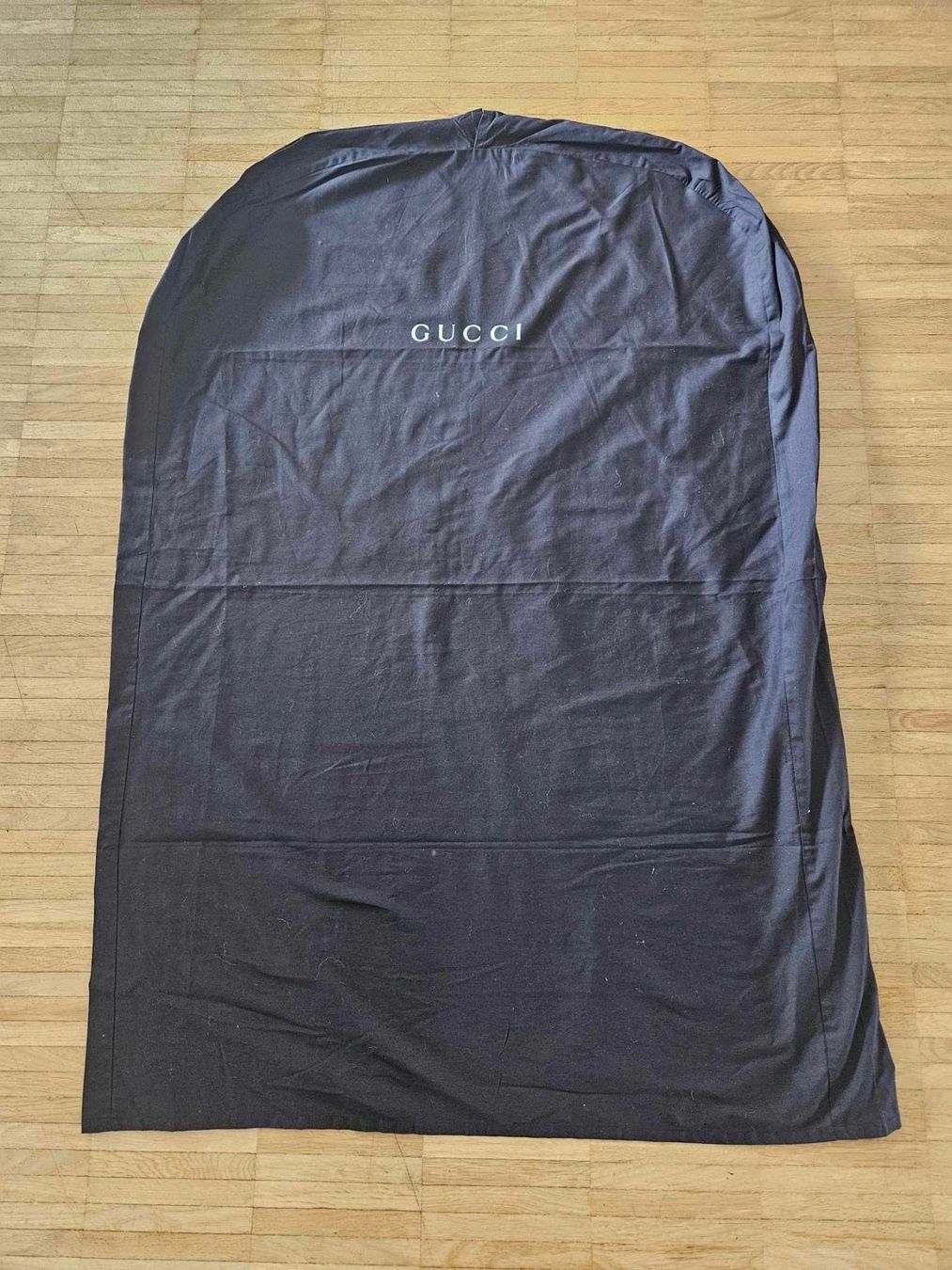 Gucci Borse: Gucci Kleidersack – Usato da Luzern venduto da schuhparadies159
