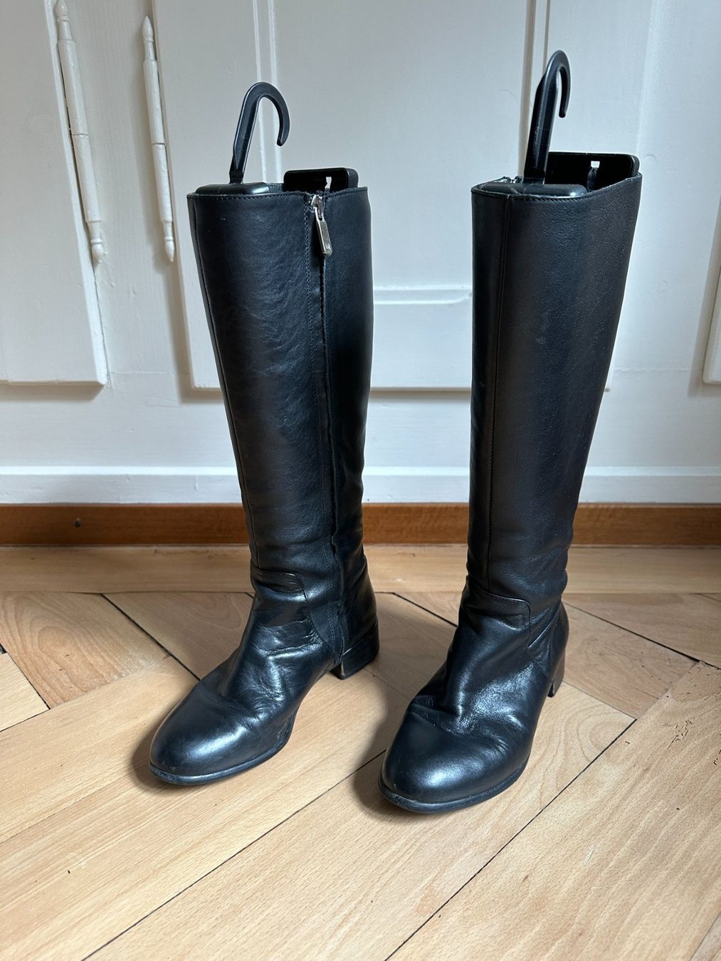 Navyboot Damenschuhe: NAVYBOOT - Leder Stiefel schwarz 35 – Gebraucht aus Zürich von Diazaio 1