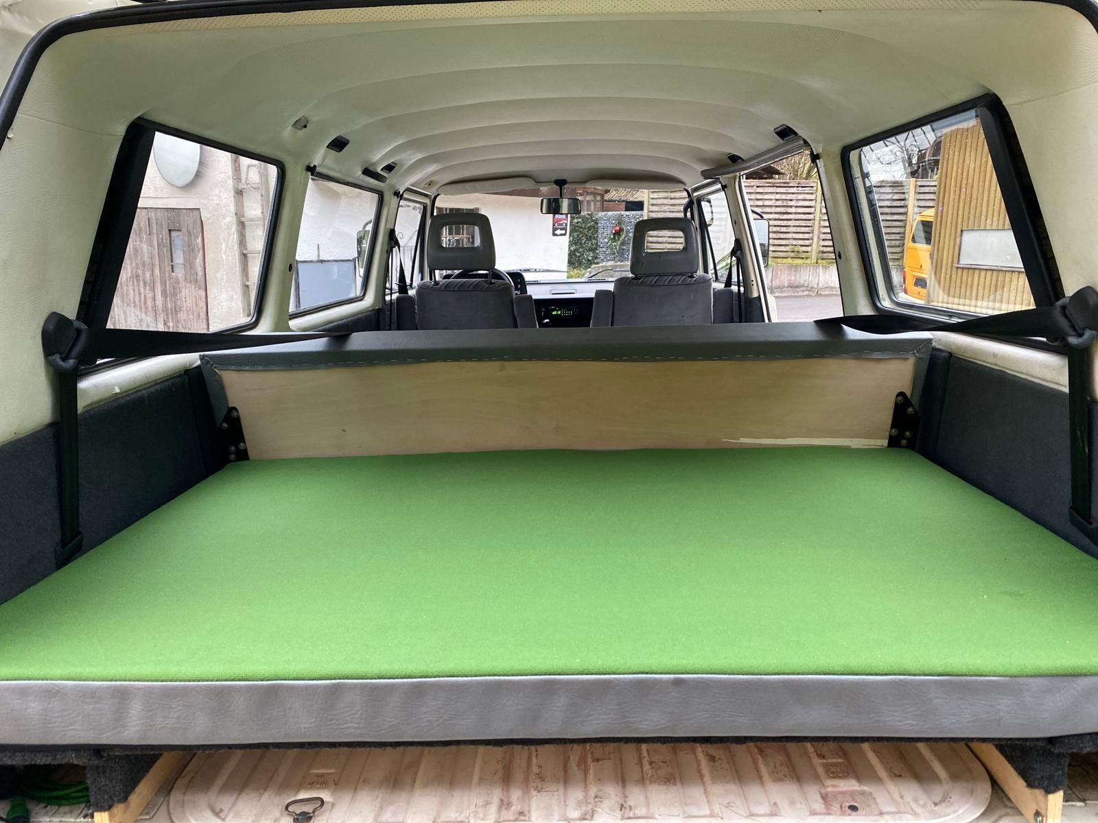 VW Automobili: VW T3 Syncro Camper – Usato da Aristau venduto da VW-Bus-Garage-Ohff 8