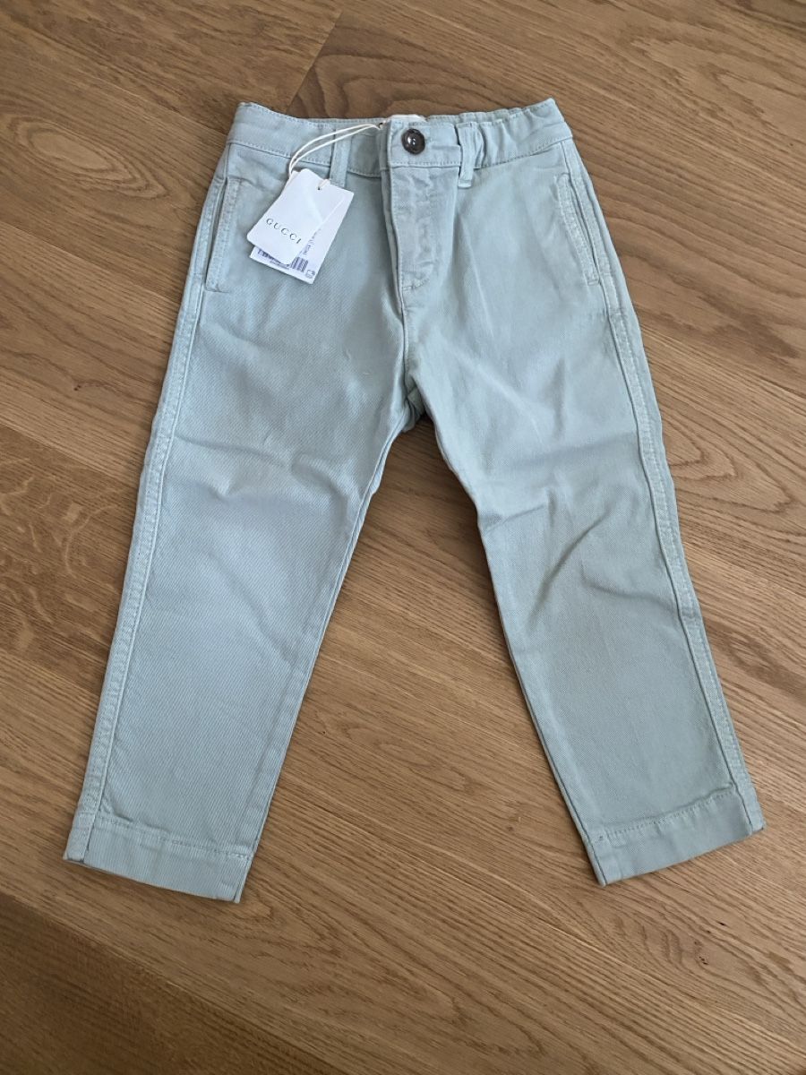 Gucci Hosen: Gucci Kinderhose Gr. 110 – Neu und originalverpackt aus Genthod von Tidus04