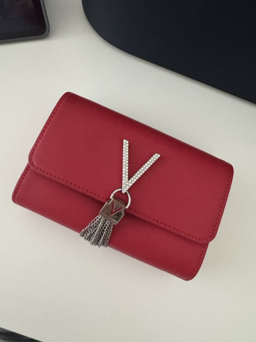 Valentino Borse da donna: Sac à main rouge Valentino avec V strassé – Usato da Biel/Bienne venduto da cue_gb58