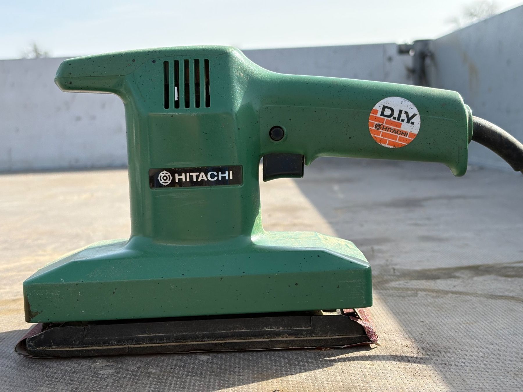 Hitachi Smerigliatrici & Lucidatrici: Schleifmaschine Hitachi – Usato da Mönchaltorf venduto da Tschibi 3