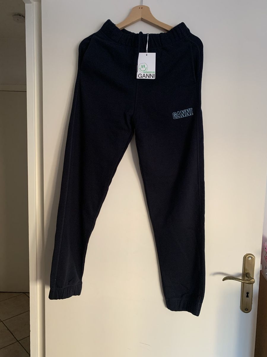 Ganni Pantaloni: Pantalon jogging bleu nuit Ganni – Nuovo e nell'imballaggio originale da Genève venduto da rez_c6c6 1