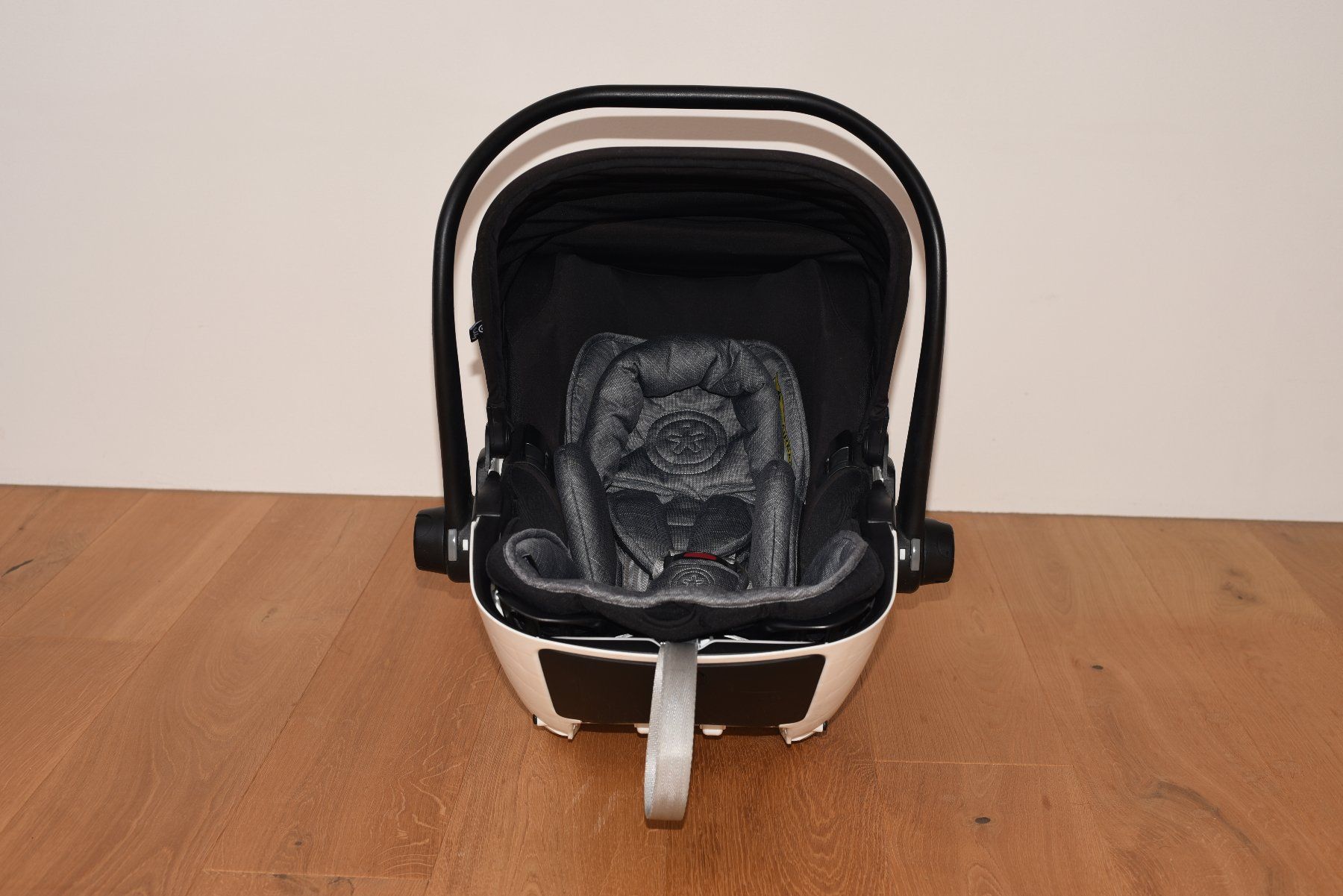 Kiddy Seggiolini per auto: Kiddy Evoluna i-Size 2 - Versand auf Anfrage – Usato da Langnau im Emmental venduto da markus76 3
