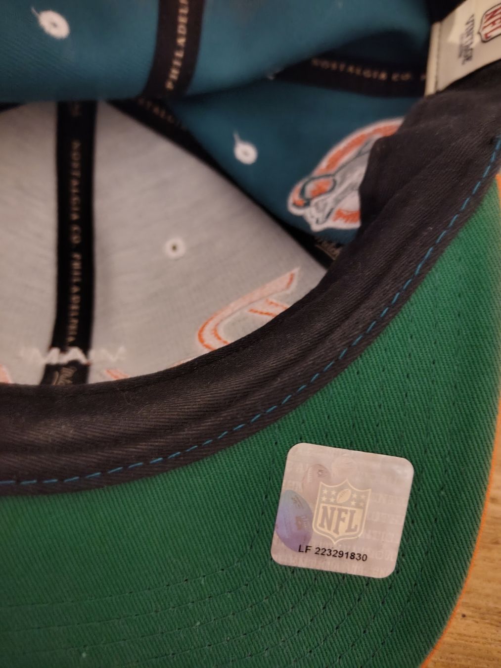 Mitchell & Ness Copricapi, berretti & cappellini: Baseball Cap Miami Dolphins Mitchell & Ness Grösse verstellb – Usato da Zürich venduto da getridofitasap 2