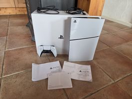PlayStation 5 825Go