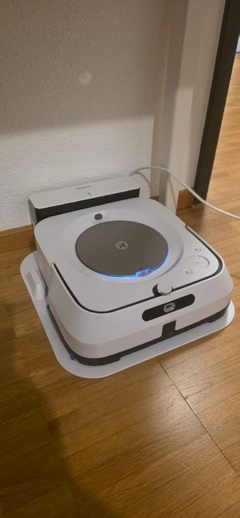 Irobot Aspirapolveri & Accessori: iRobot Braava jet m6 mit 6st mop aufsatz – Usato da Root venduto da MarySss 1