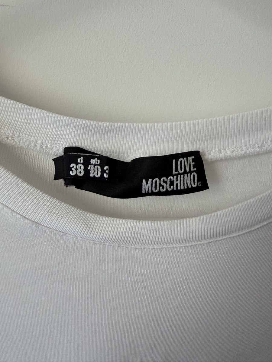 Moschino T-shirt: T-shirt Moschino – Usato da Herrliberg venduto da LL90 2