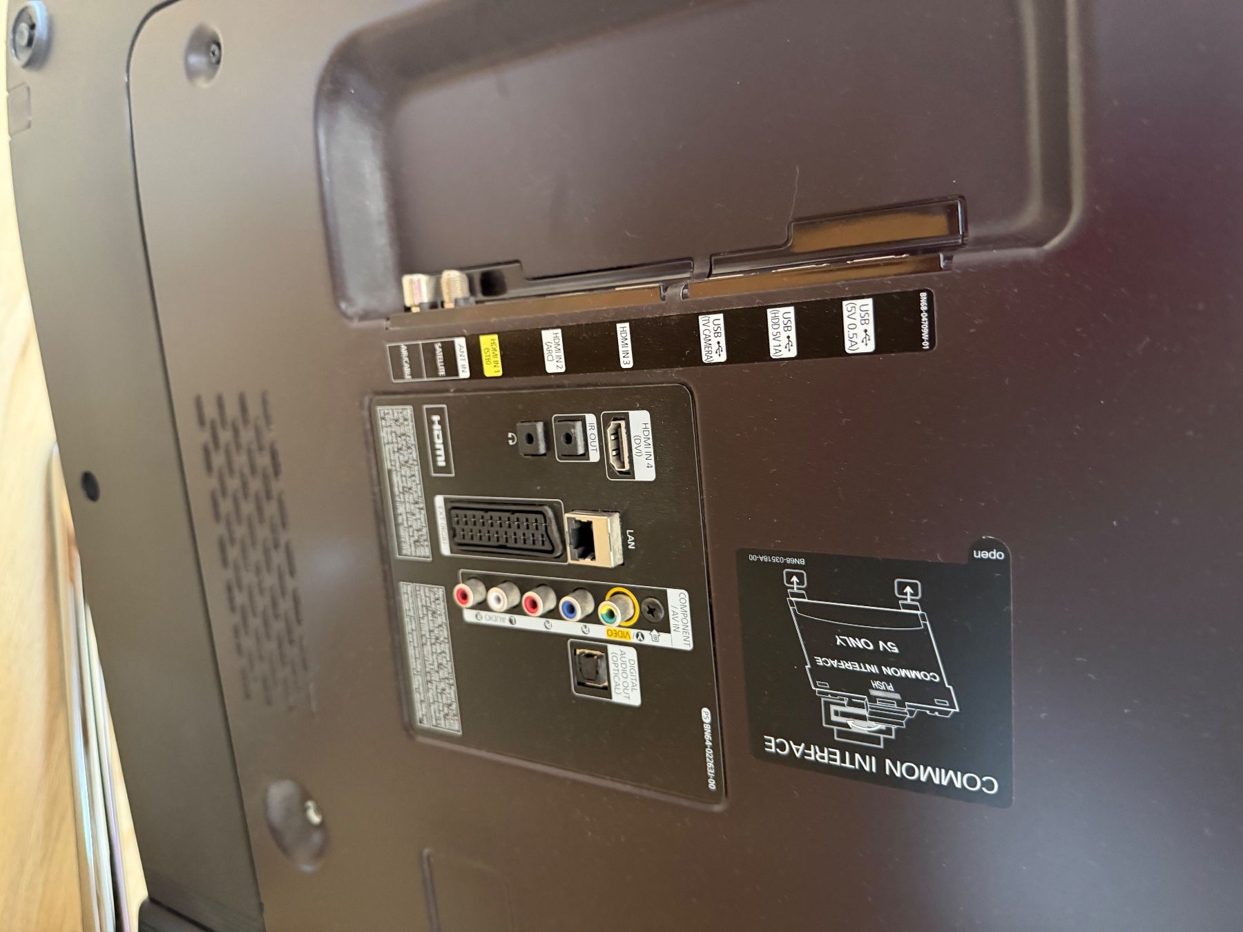 Samsung Fernseher: Samsung Smart Tv – Gebraucht aus Aegerten von meliiiii 1