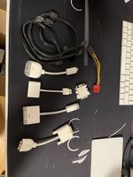 Diverse Adapter von Apple