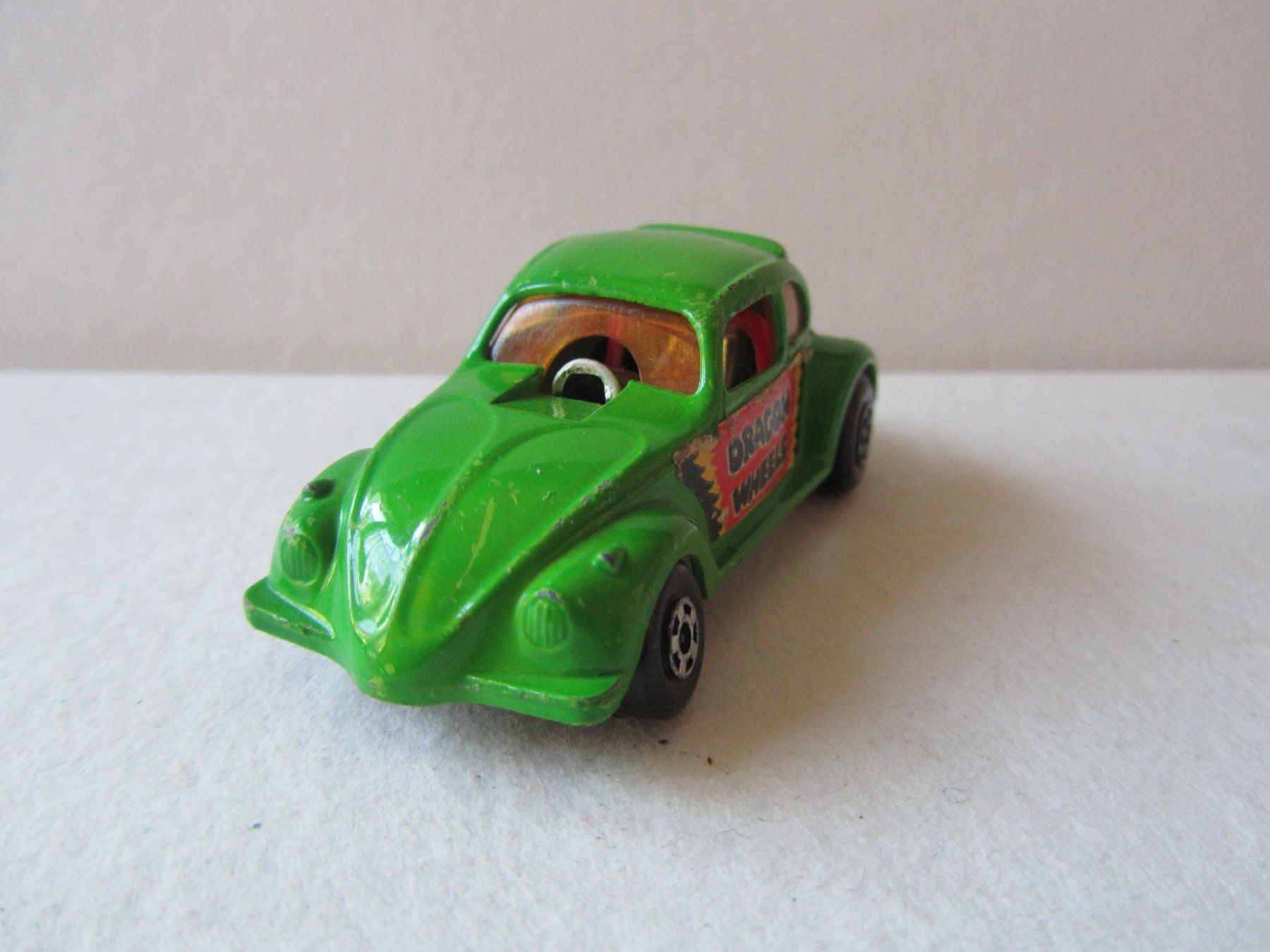 Matchbox Modellini d'auto: Dragon Wheels VW Käfer, Matchbox Superfast, Nr. 43 B – Usato da Weiningen ZH venduto da dietsch57 1