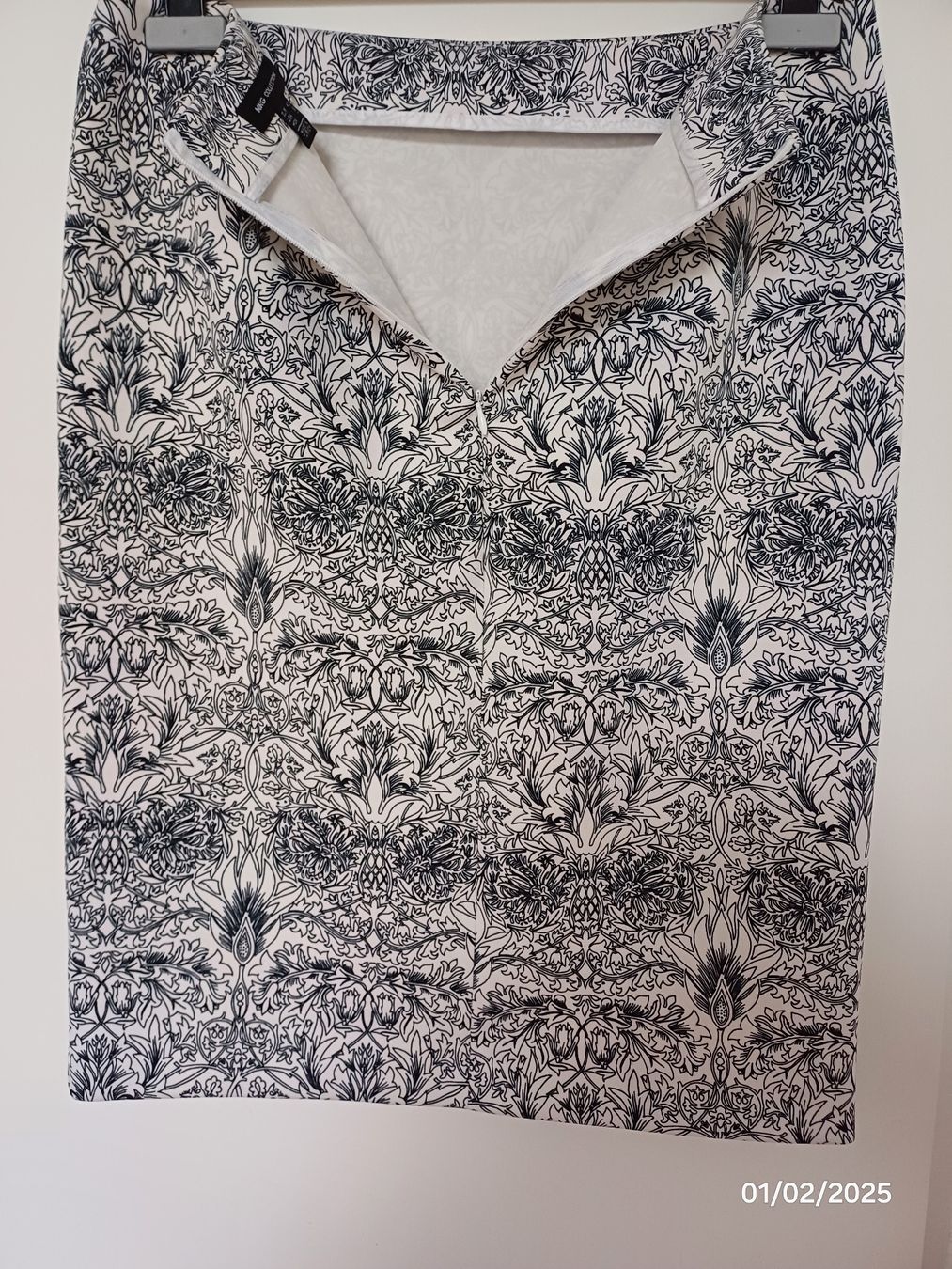 Mango Gonne: Rock - Marke: MNG - Grösse: EUR 40 – Usato da Würenlos venduto da Abracadabra26 3