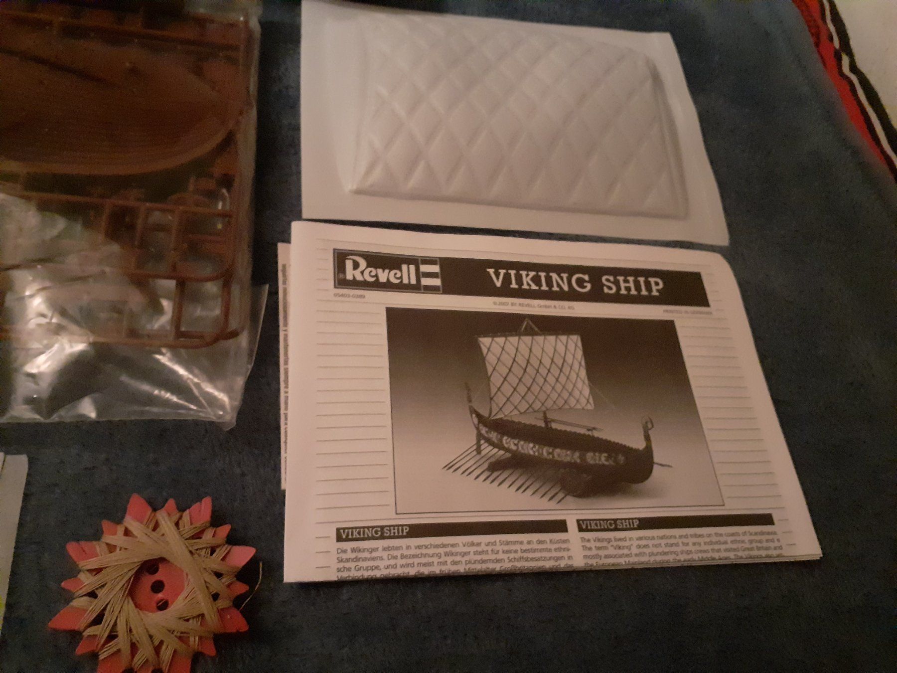 Revell Kit di modellismo & Modellini statici: Wikinger Schiff von Revell – Nuovo (secondo la descrizione) da Zürich venduto da Crocuda 1