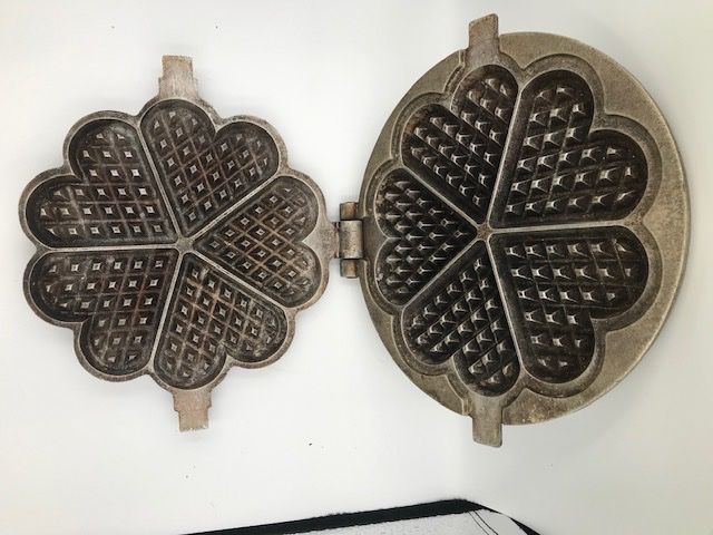 Cucine complete: Antikes Waffel- Bretzeleisen – Usato da Schönenberg ZH venduto da thomex1 2