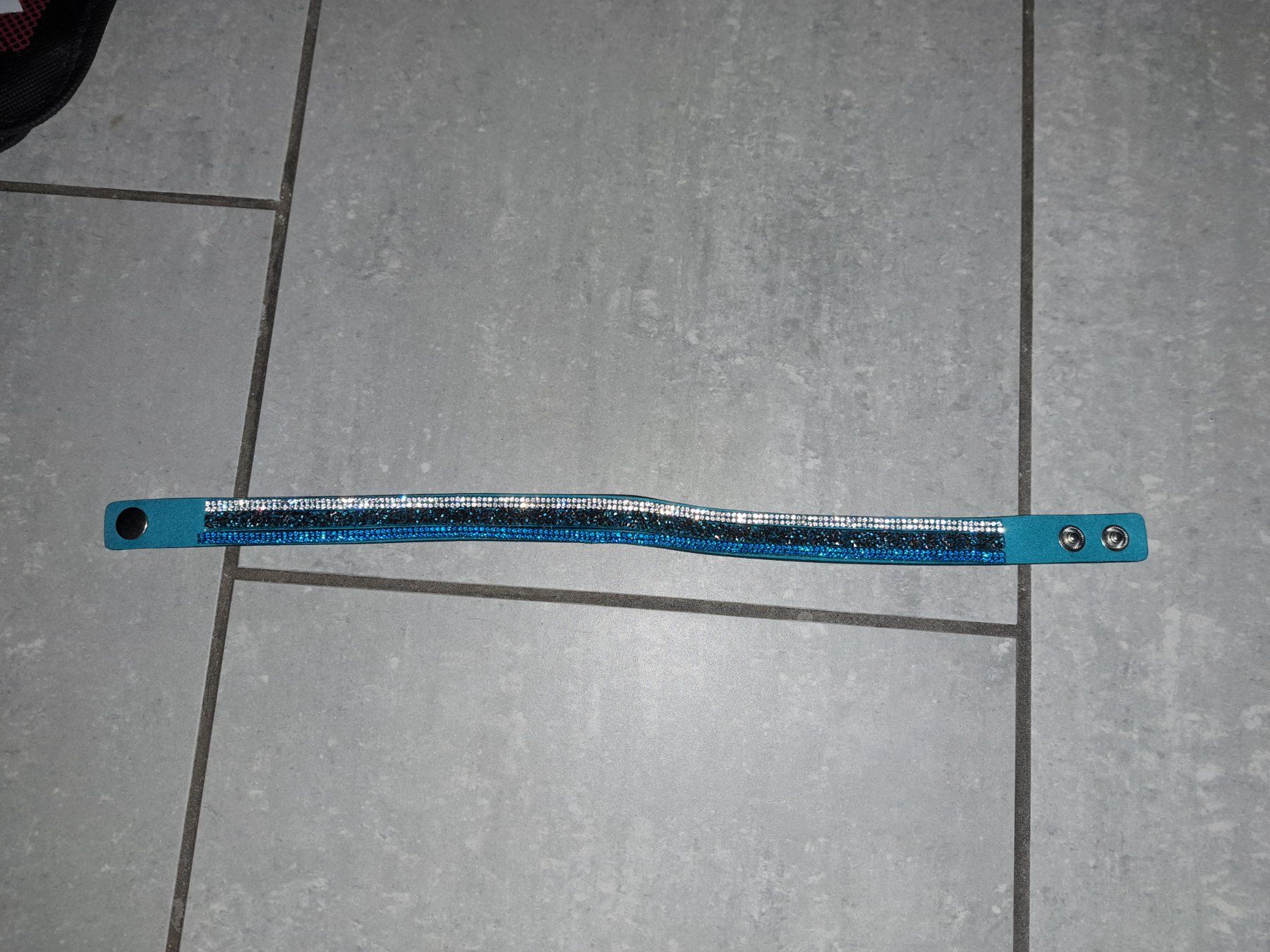 Bracciali & Braccialetti: Glitzer Armband türkis 3er NEU – Nuovo e nell'imballaggio originale da Killwangen venduto da KIANA08