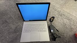 Microsoft Surface Book - 128GB SSD - 8GB RAM - Core i5 - GPU