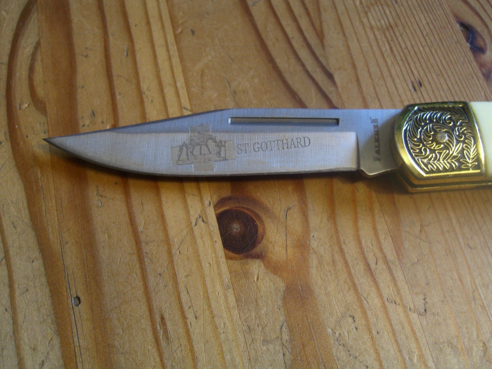 Zubehör: Messer von Falkner, mit einer "St. Gotthard" Edition – Gebraucht aus Winterthur von Ghandi5 3