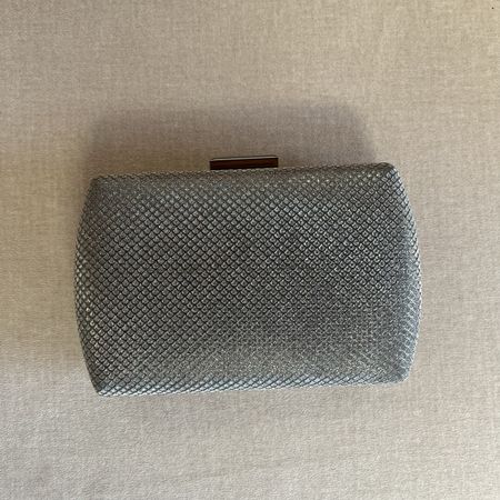 Silberige Handtasche mit Glitzer