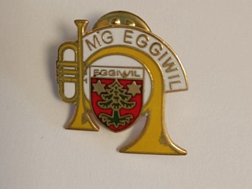 Placchette & Badge: Pin MG Eggiwil - Box 25 – Usato da Köniz venduto da Pinscollect