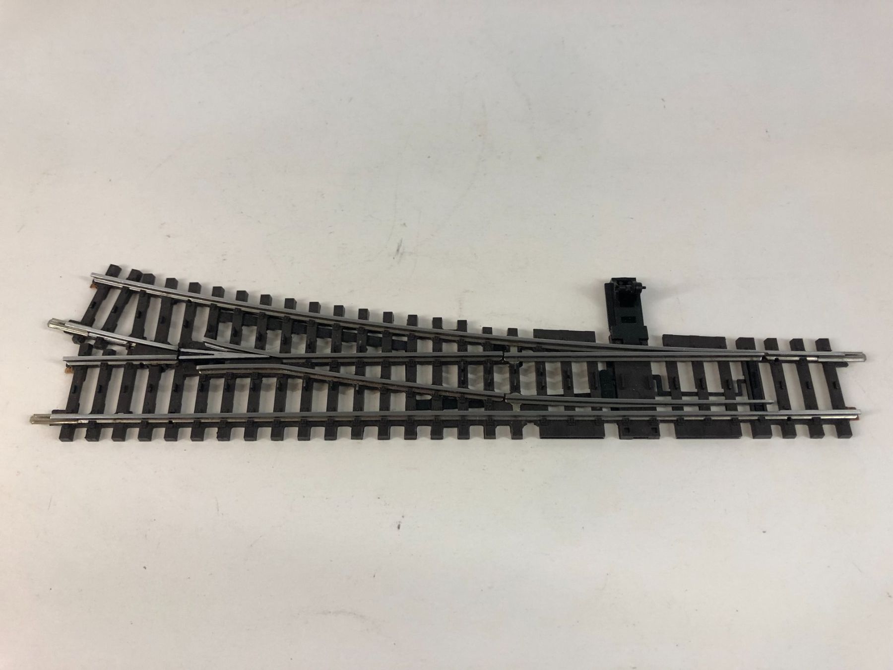 Märklin Modelleisenbahnen: Märklin H0 K-Gleis 2273 Weiche – Gebraucht aus Rodersdorf von Joerg11