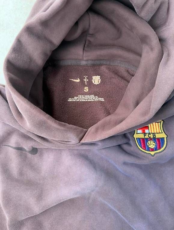 Pullover & Sweatshirts: FC BARCELONA HOODIE – Gebraucht aus Burgdorf von erm_6yww 2