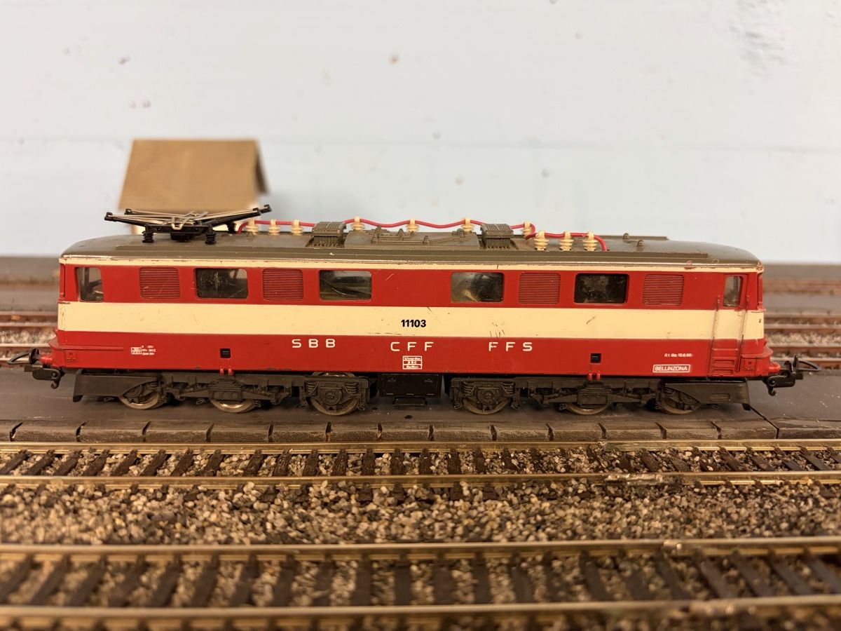 Lima Modelleisenbahnen: Swiss Express SBB CFF FFS, Lima – Gebraucht aus Rochefort von ise_c7lc 1