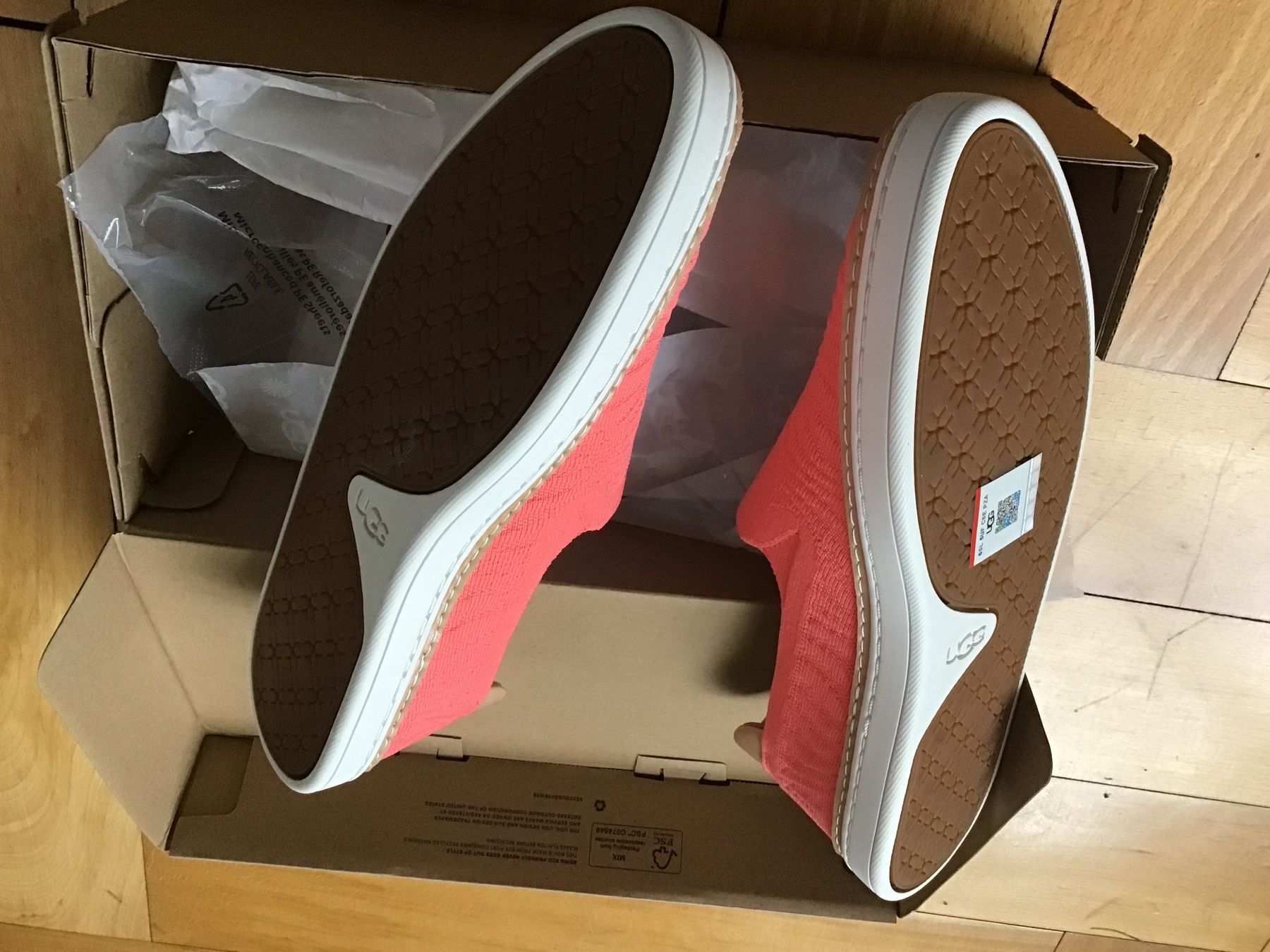 Ugg Damenschuhe: UGG Schuh – Neu und originalverpackt aus Winterthur von sune01 1