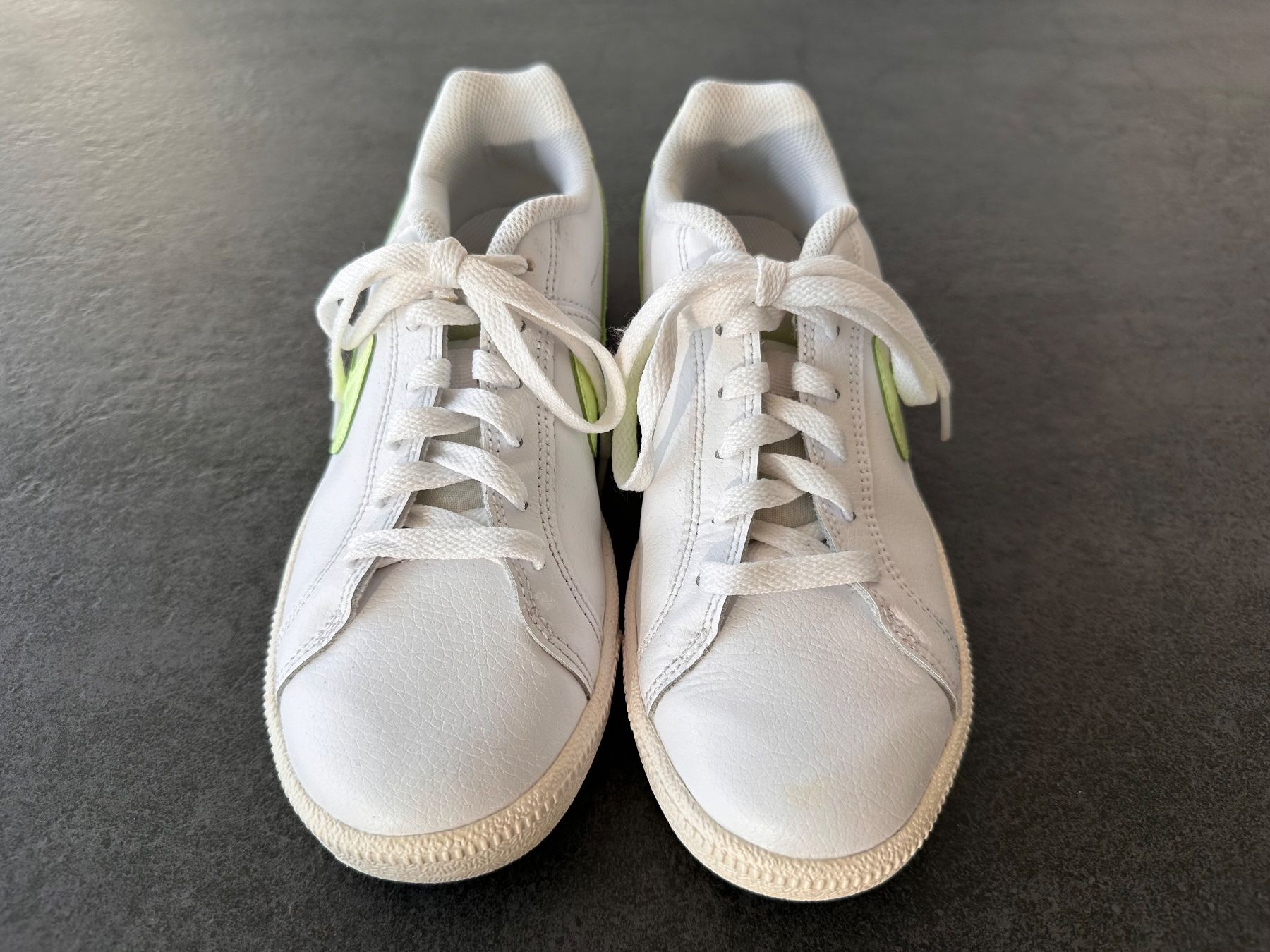 Nike Scarpe per ragazze: Nike Sneacker Gr. 38 – Usato da Arboldswil venduto da schlulu