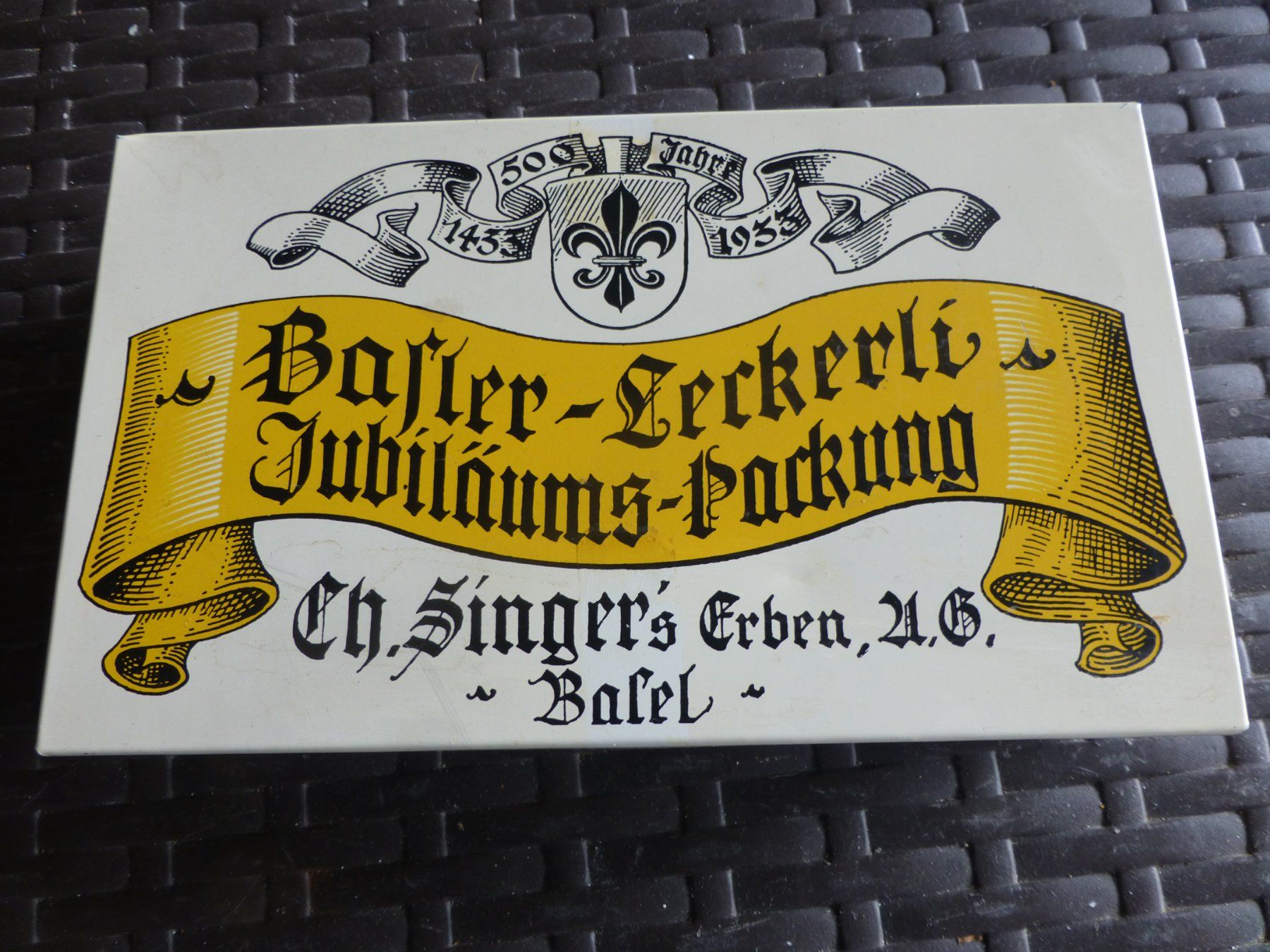 Alle Dekorationen: Läckerli Dose – Gebraucht aus Burgdorf von Saem4