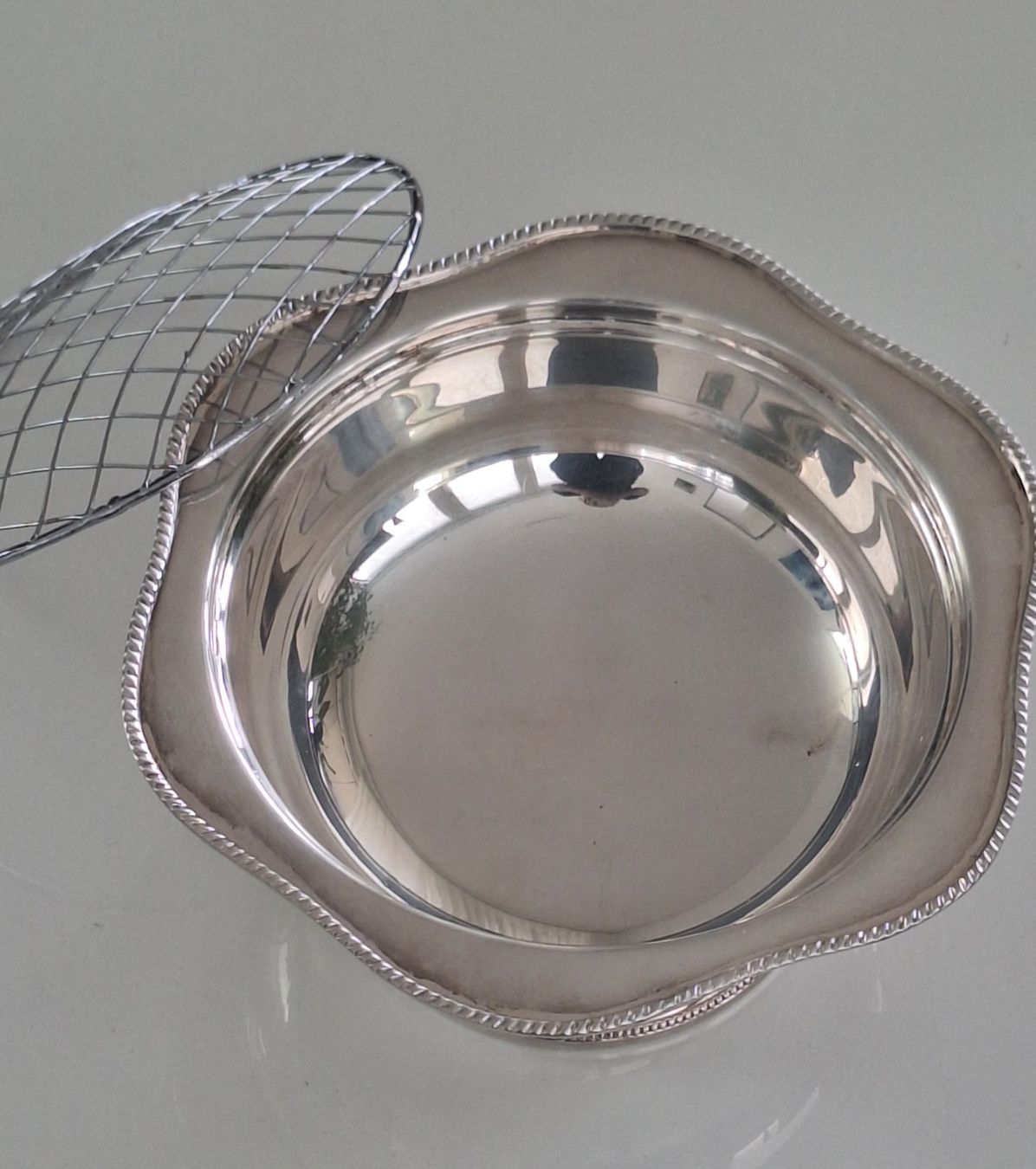 Coupes: Rosenschale versilbert Arthur Price - 20 cm – D'occasion à Horgen par OlJaS 2