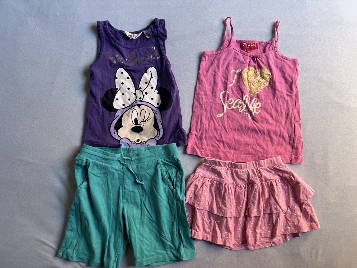Lotti & Set di vestiti: Sommerkleider Gr 110 – Usato da Bülach venduto da sunnyflower25 1