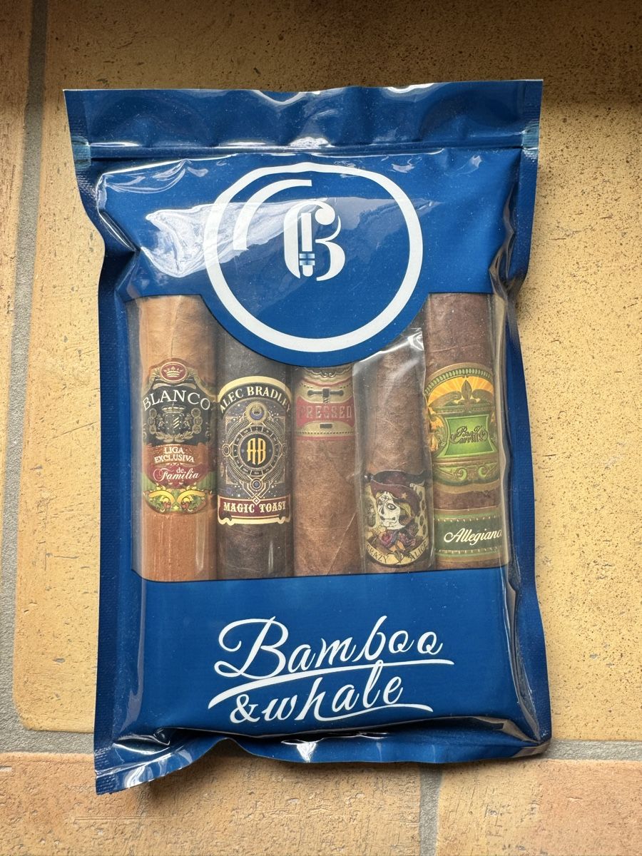 Sigari: Cigar Sampler Set Bamboo & Whale 5 Cigars New – Nuovo (secondo la descrizione) da Seuzach venduto da Wolf936