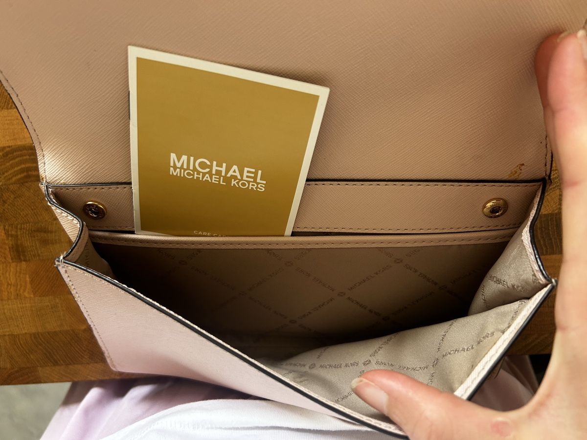 Michael Kors Sacs femmes: Michael Kors Tasche  – D'occasion à Zürich par ani4ka 4