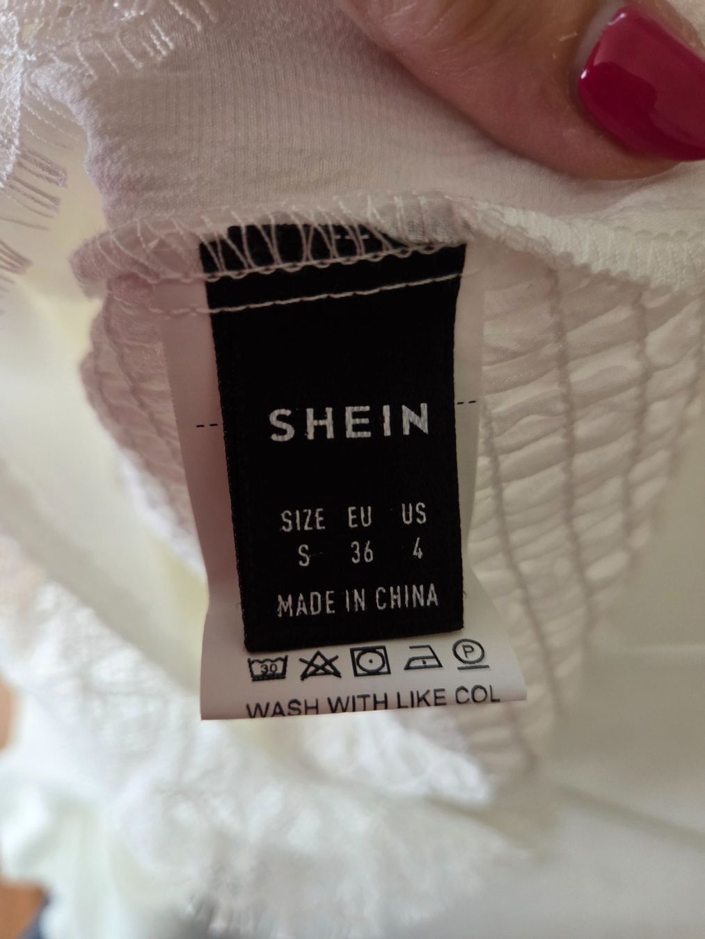 Shein Camicette: Weisses Dirndel-Top mit Spitze, schulterfrei, Grösse S – Nuovo (secondo la descrizione) da Hittnau venduto da SirKahn 3
