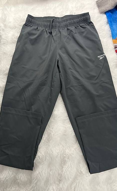Hosen: Reebok Jogginghose  – Gebraucht aus Adliswil von Danyboy3