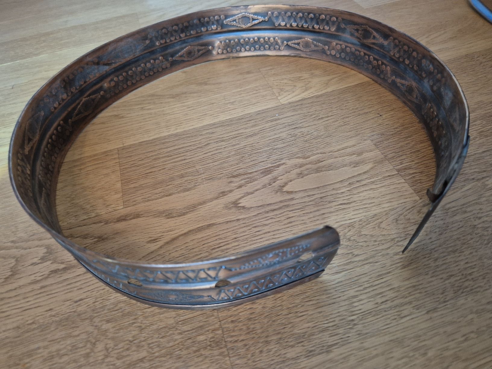 Cinture: Handgefertigter Kupfergürtel mit Gravur 24cm – Usato da Trogen venduto da same4you 2