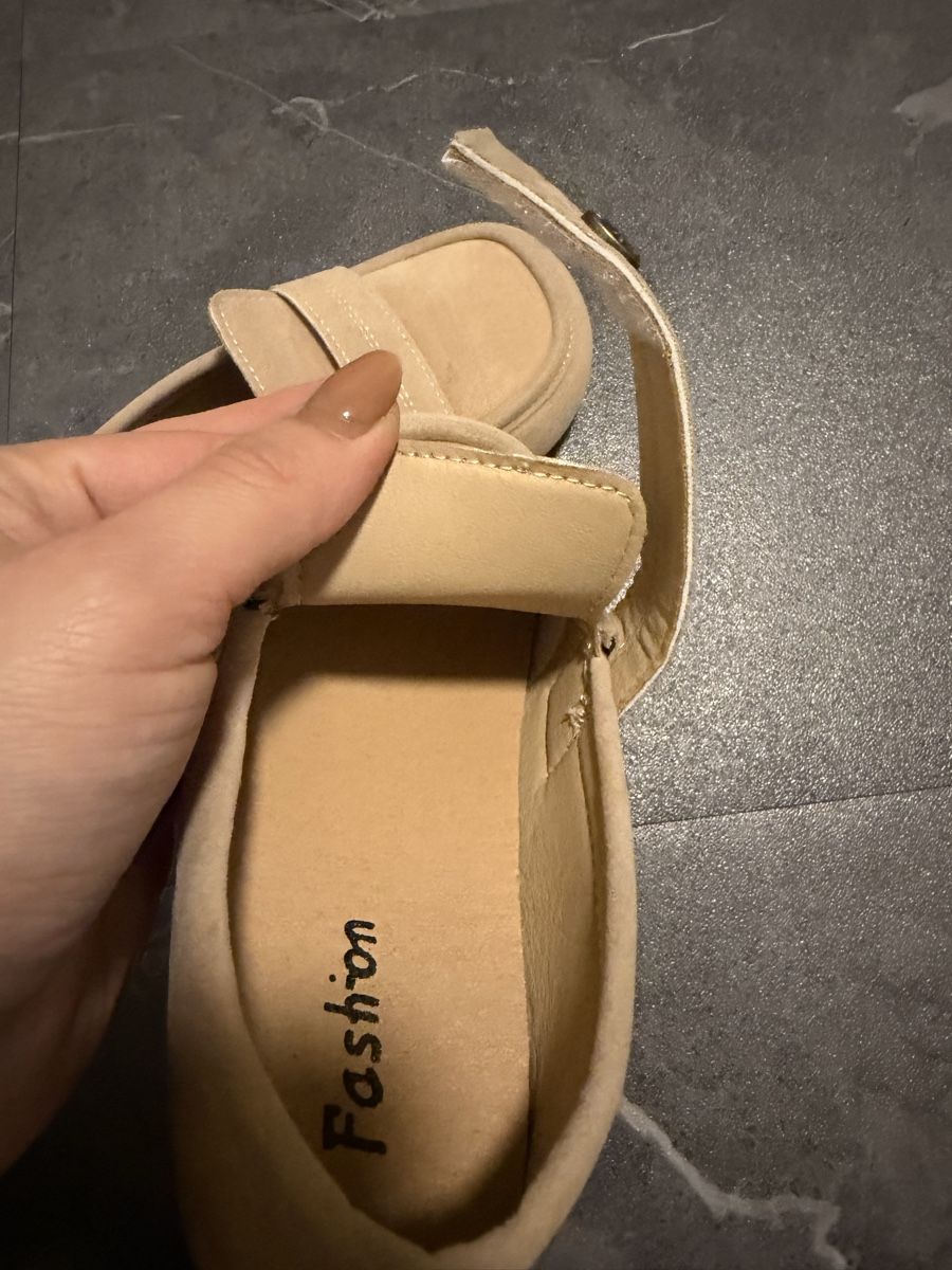 Scarpe per ragazzi: Elegante Jungs Halbschuhe hellbraun 27 – Usato da Füllinsdorf venduto da had_kv5k 4