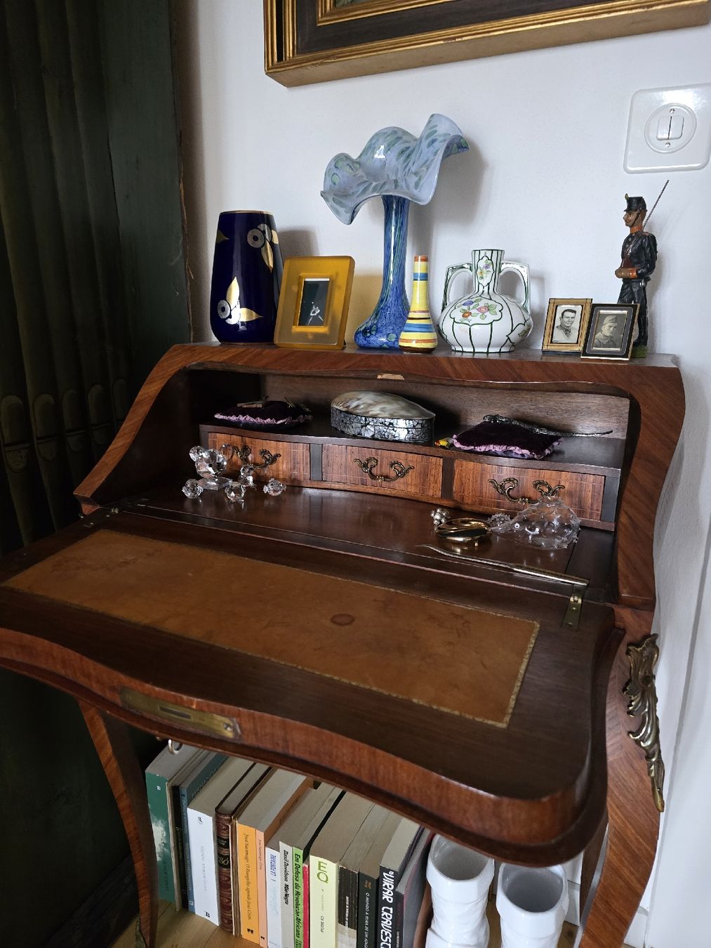 Schreibtische: Antique Bureau Secretary Desk Louis XV – Gebraucht aus Bern von Mr.Garcia300 3
